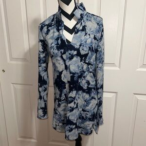 209 WST Blue Abstract Print Tunic Top